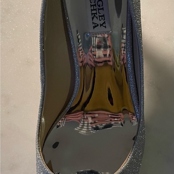 Badgley Mischka ideal wedding style shoes for bride, mother of bride. - Picture 9 of 10